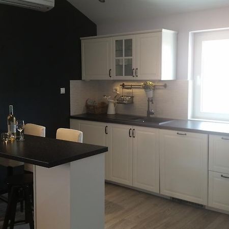 Apartment Diminic Melin Cres Zewnętrze zdjęcie