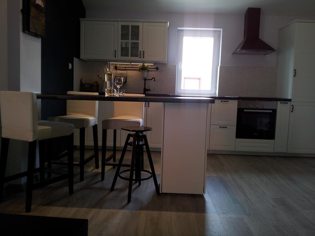 Apartment Diminic Melin Cres Zewnętrze zdjęcie