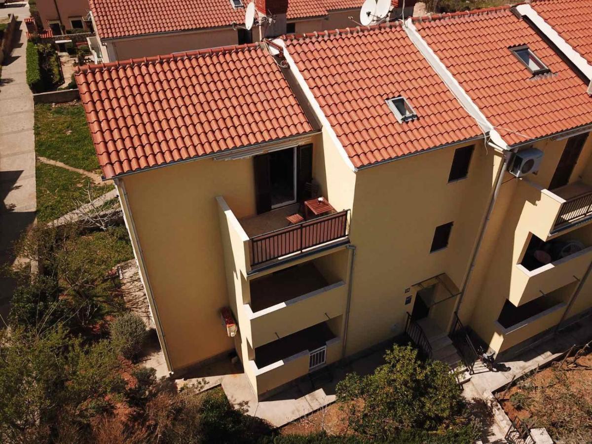 Apartment Diminic Melin Cres Zewnętrze zdjęcie